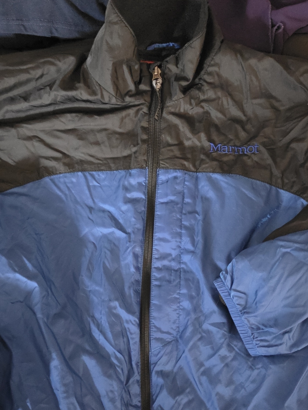 Marmot Blue and Black Lightweight Windbreaker Jacket Size Small Euc